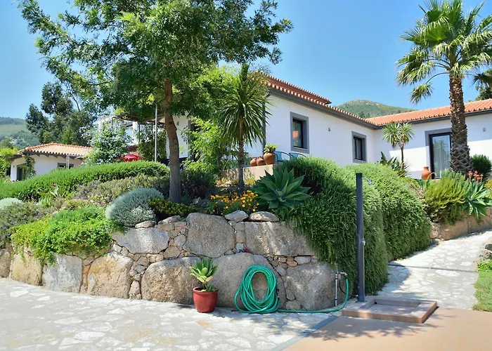 アパート Pirilampo モンシケ