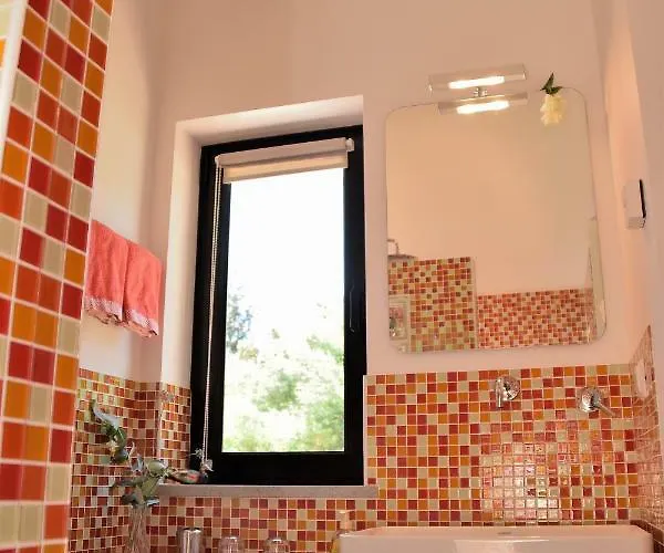 アパート Pirilampo