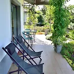 Pirilampo Apartment
